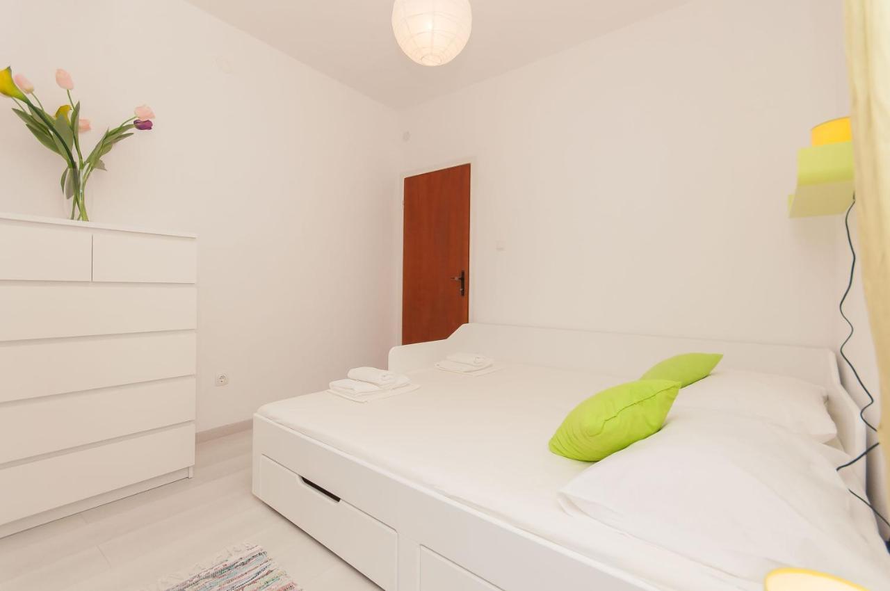 Apartman Roza ดูเช ภายนอก รูปภาพ